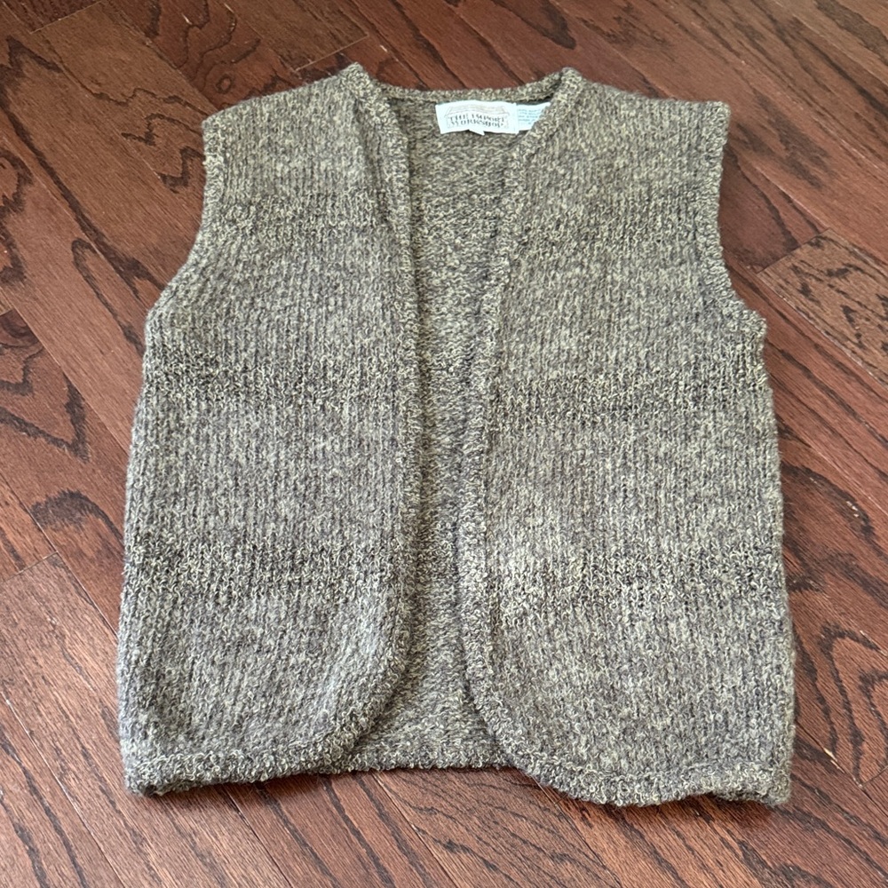 Vintage Women’s brown Sweater Vest